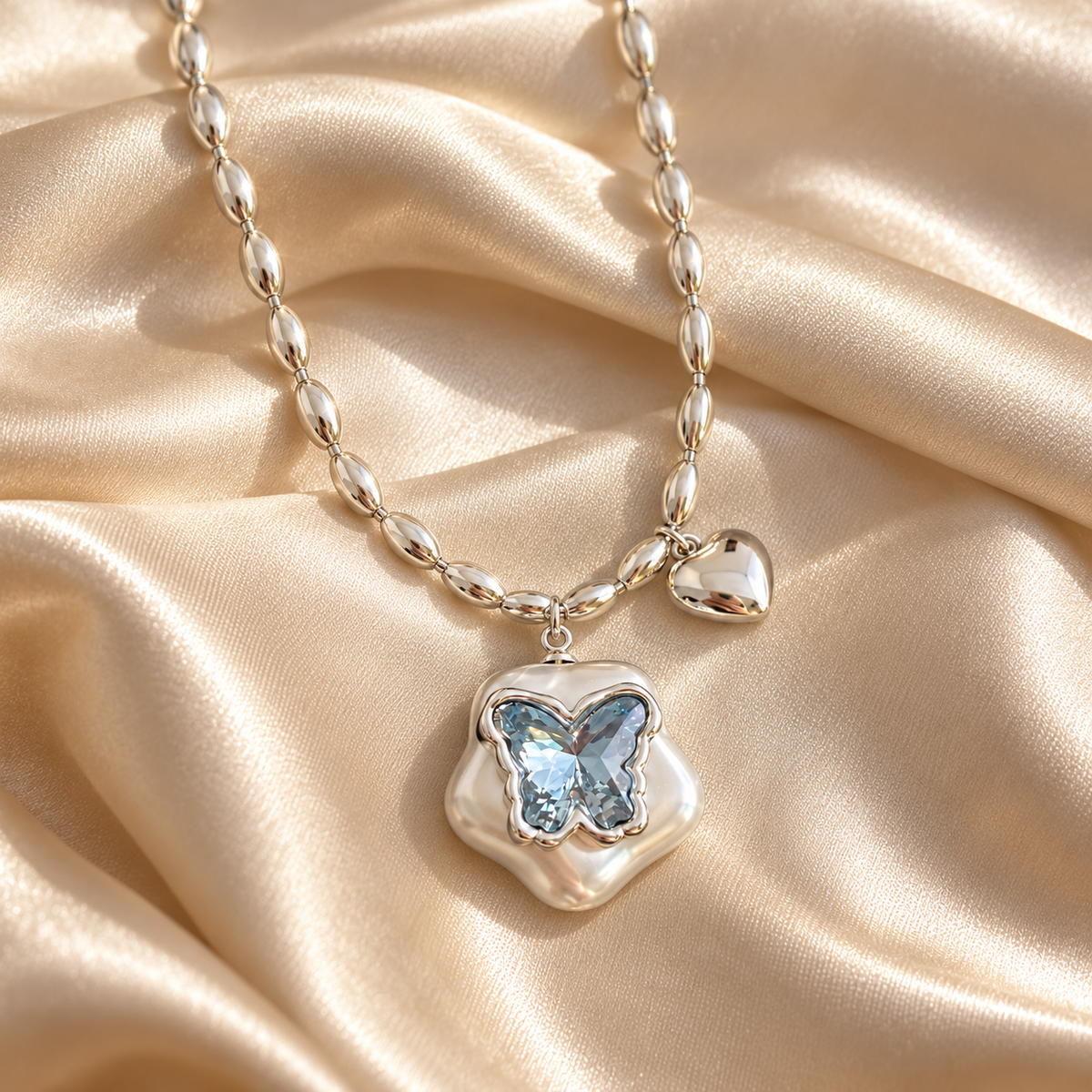 🦋 Eye-Catcher | Blue Crystal Butterfly Necklace | Y2K Dopamine Statement Jewelry